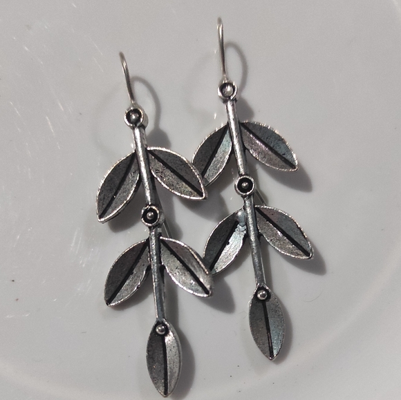 EARRINGS - Picture 5 of 5